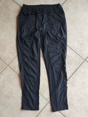 Lululemon Dance Studio Jogger Black Size 6